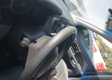 2006 Honda Pilot Lx z USA, uszkodzony, nr VIN 5FNYF18146B014319